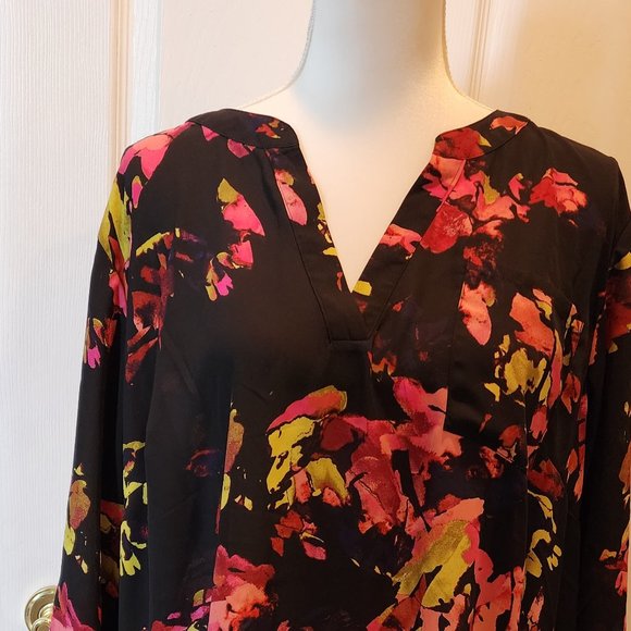 Ava & Viv Black/Multi Tunic Blouse - Picture 2 of 6